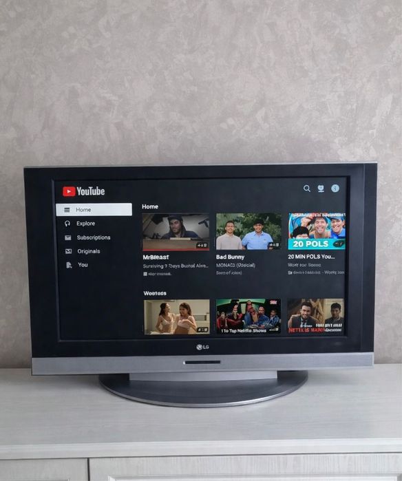Продам смарт телевизор LG