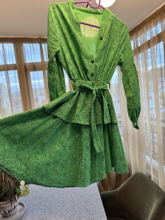 Къса зелена рокля 36