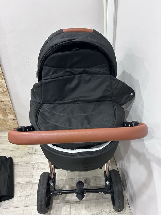 Продам коляску Teknum Q24