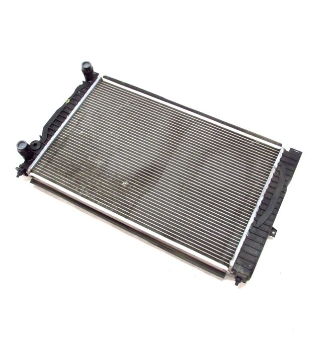 Радиатор охлаждения Фольксваген Пассат Б5