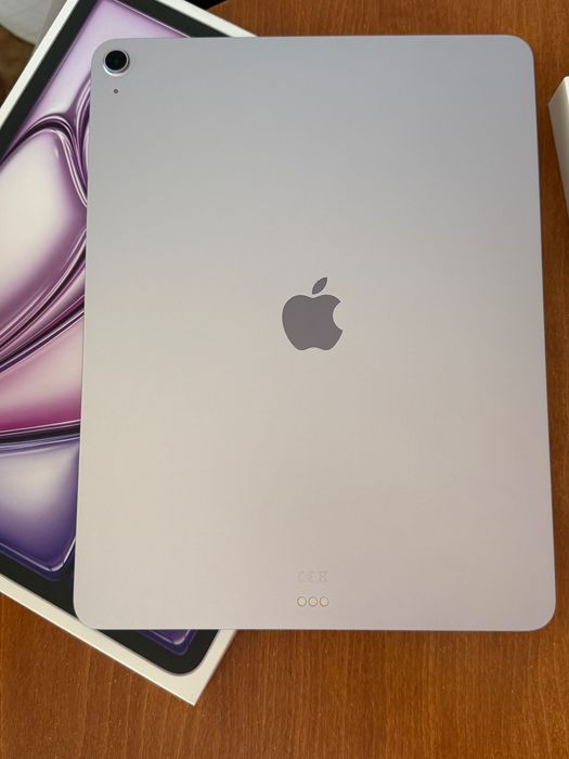 iPad Air 13 m3 като нов