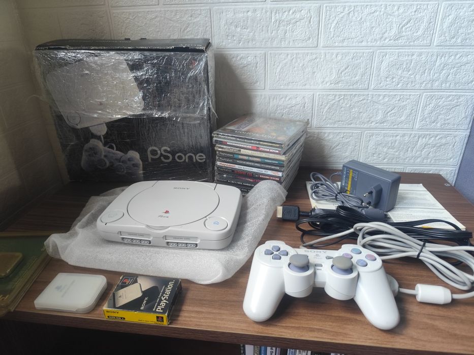 Продам ps one / ps1