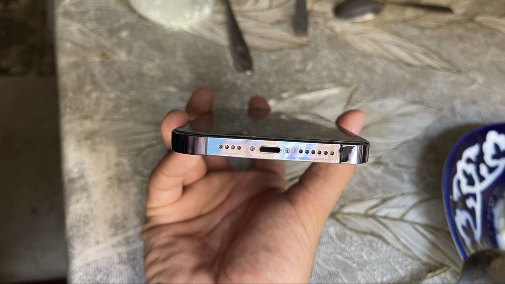 Iphone 14 Pro Max sotiladi