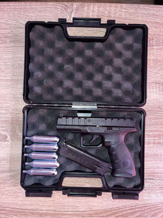 Pistol airsoft Beretta