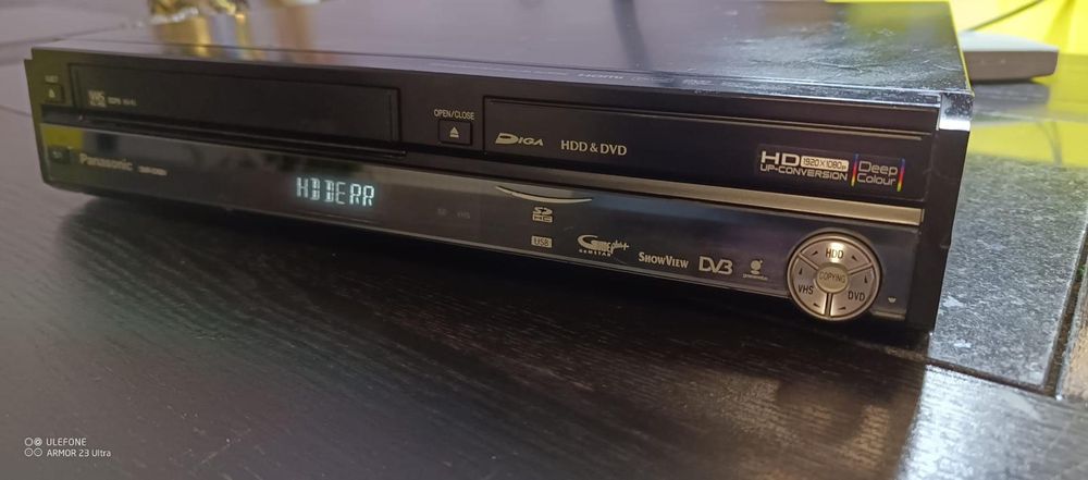 Panasonic DMR EX98 combo defect ptr piese, dă eroare la hard disk