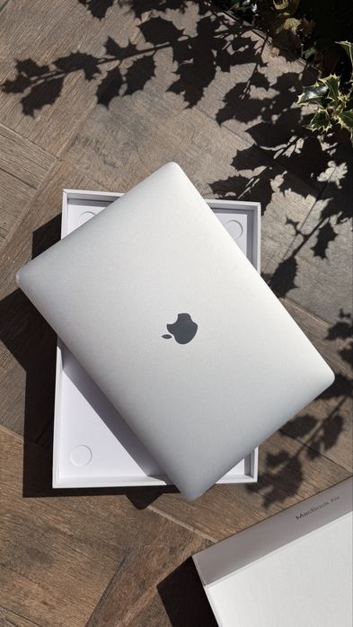 MacBook Air M1 , Iphone 13 256 gb , Apple Watch S7