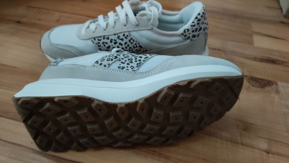 Спортни обувки , new balance, Bianki,Vagabond, и др.