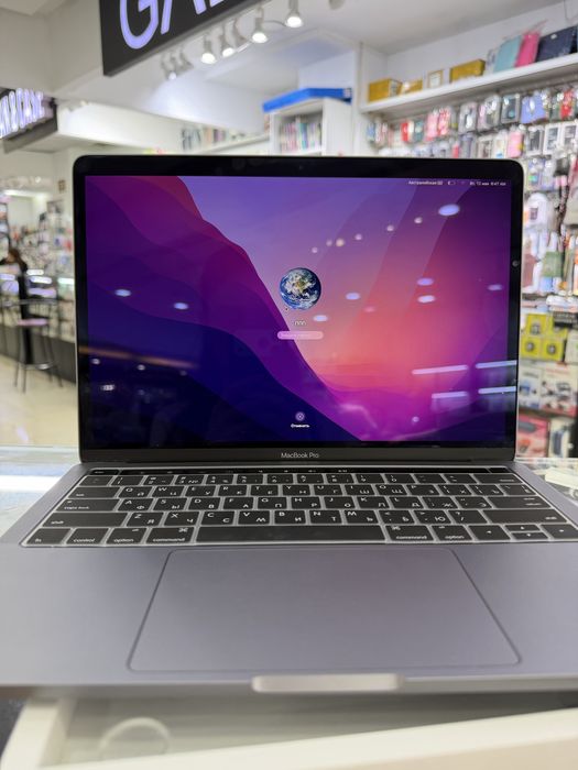 MacBook Pro 13 M1 8/256/99%