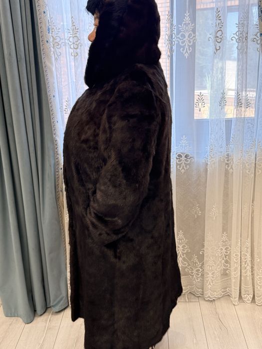 Норковая шуба с капюшоном
