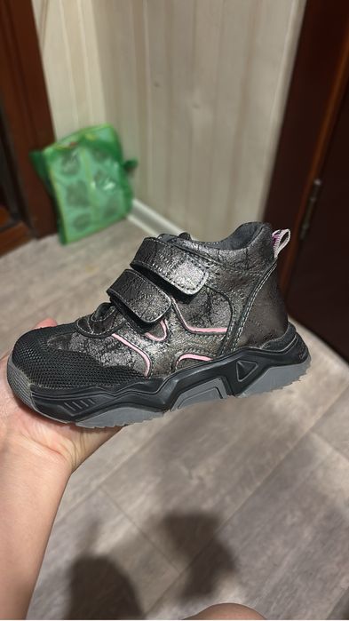 Ботинки кожаные демисезон