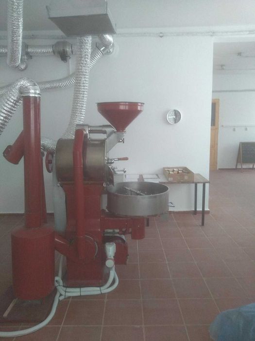 Продавам зелено и прясно изпечено кафе арабика и робуста дребно и едро