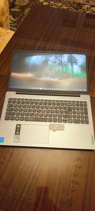 лаптоп Lenovo IdeaPad 3 15" Ultraslim Gen 7