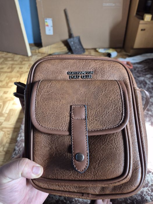 мъжка чанта от естествена кожа добър външен вид уникална порода  !!!