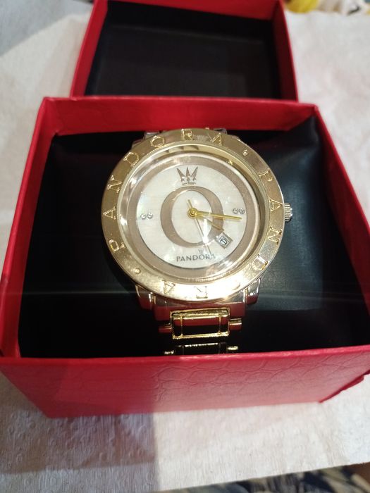 Продам часы женские