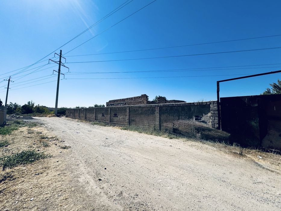 Продается земля 15 соток. Кибрай. Селекция, канал Бозсув.