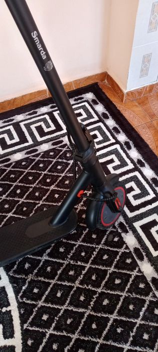 Vând trotineta electrica