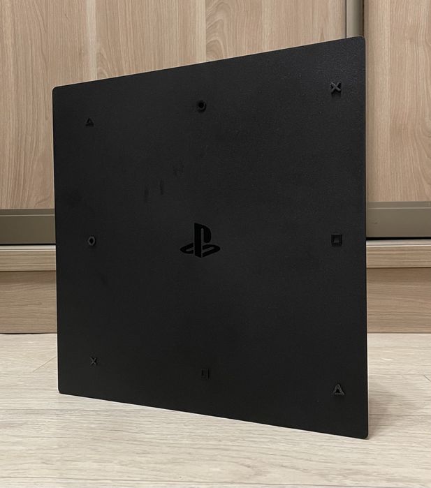 PlayStation 4 PRO (1000гб)
