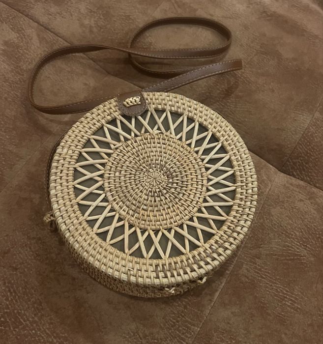 Кафява плетена дамска чанта