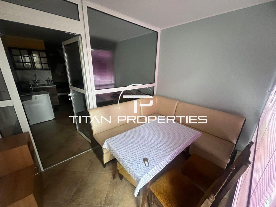 Дава се под наем Едностаен апартамент в Бургас, Лазур - 35 кв.м за 298.86 € - Снимка #1