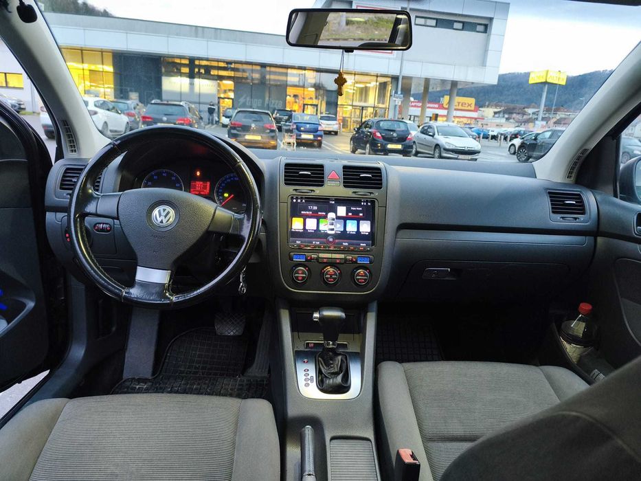 Volkswagen Golf 5 1.6MPI DSG