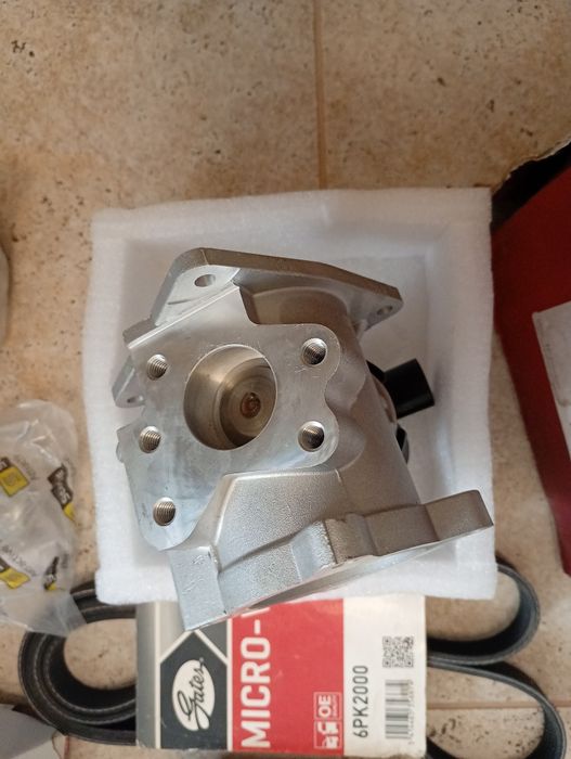 Piese noi vw crafter