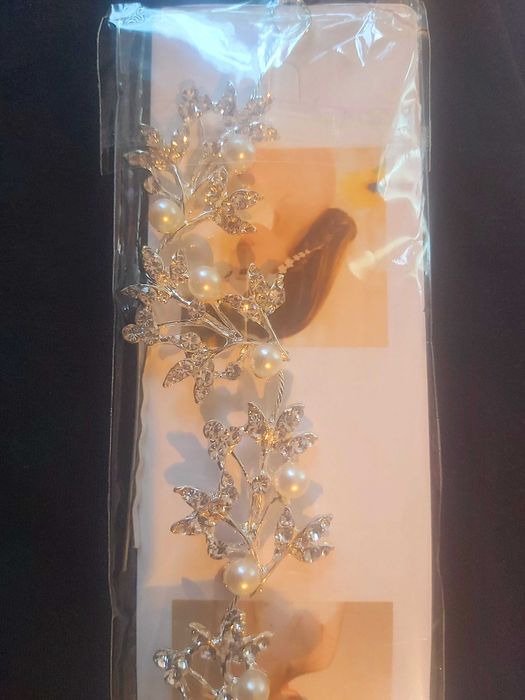 Цвете за коса - бижутерия