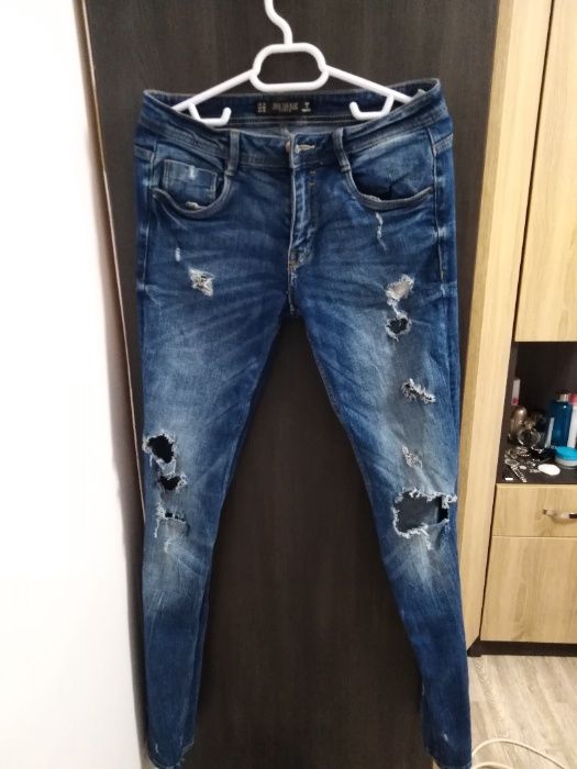 Blugi ZARA (purtați de 2 ori)