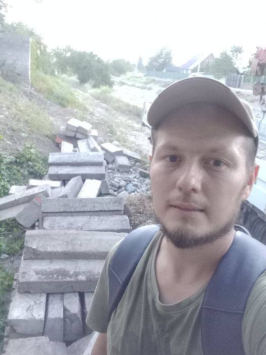 Подсобник , помощник