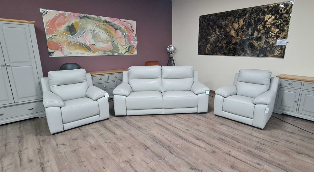 Италиански сив кожен комплект диван тройка и два фотьойл "Moreno"