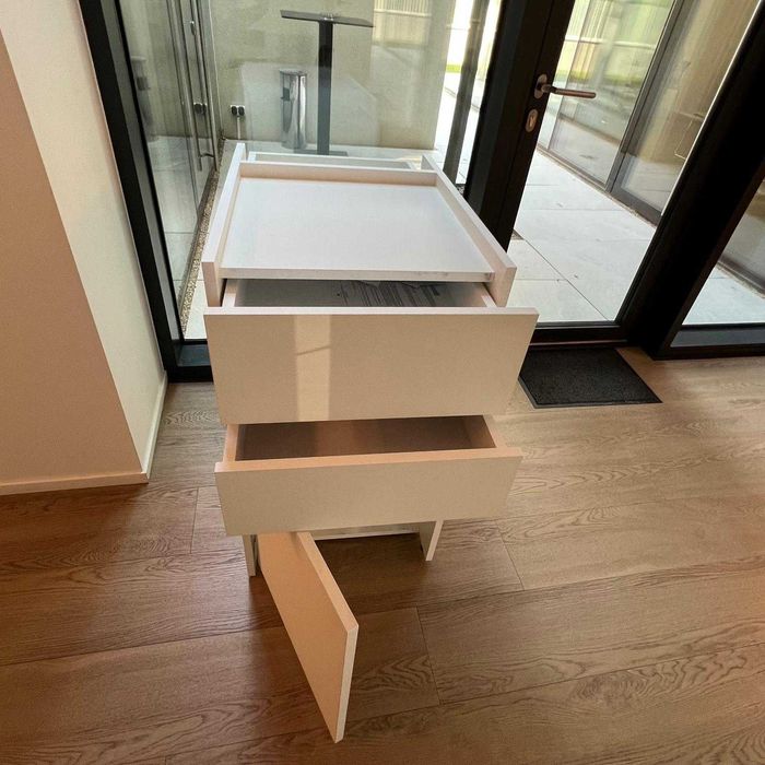 De Vanzare mobilier birou facut pe comanda!!!