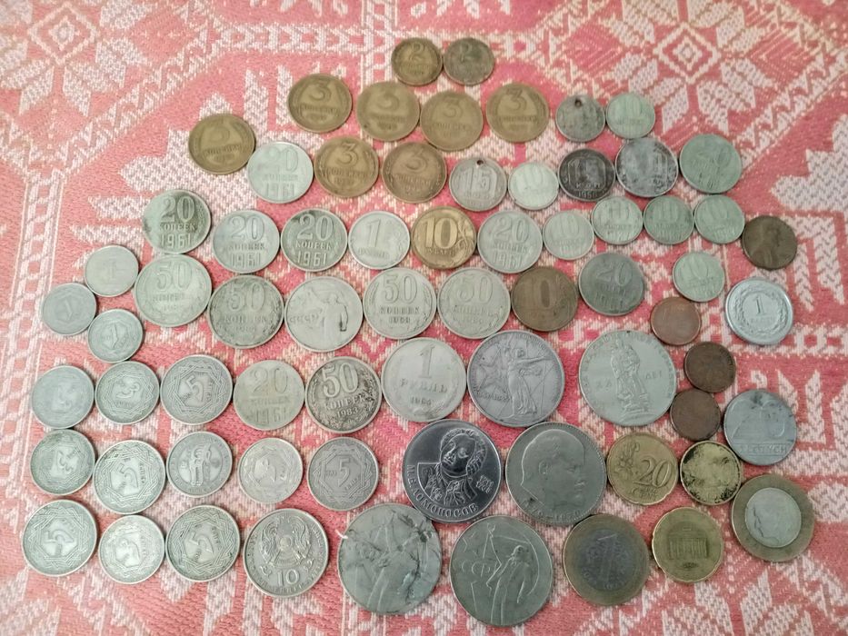 Продам для коллекции монеты разных стран.