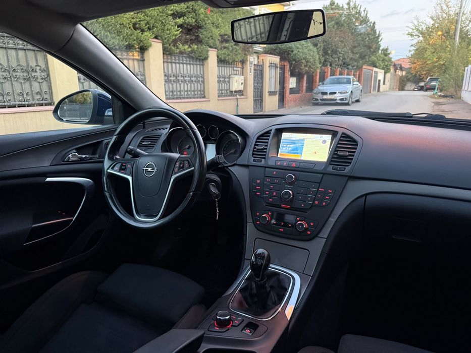 Opel  isignia de vanzare 2010