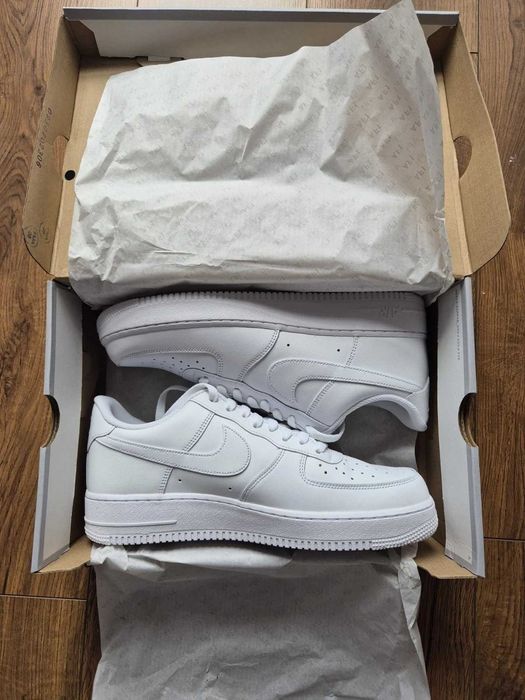 НОВИ Nike Air Force 1 07' Triple White (от/до всеки номер 36-47)