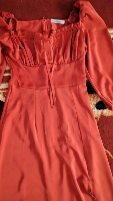 Koʻylak ayol qizlar uchun juda chiroyli