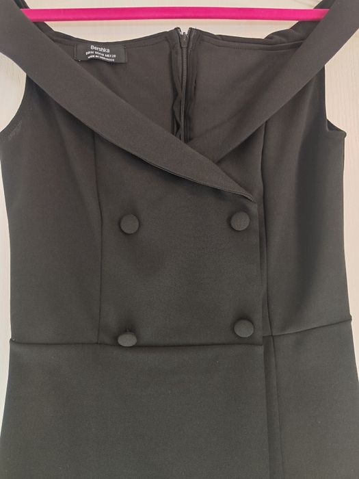 Rochie Bershka neagra  M S
