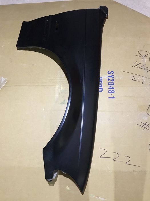 BMW E46 Крило правая сторона