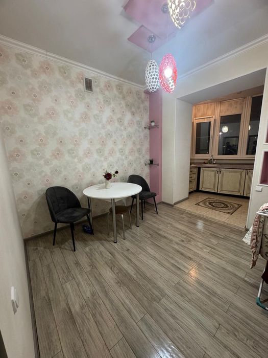 1 бөлмелі пәтер жалға беріледі