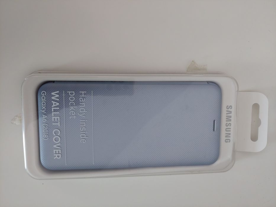 Husa originala Samsung Galaxy A6 2018 - Wallet Cover Violet.