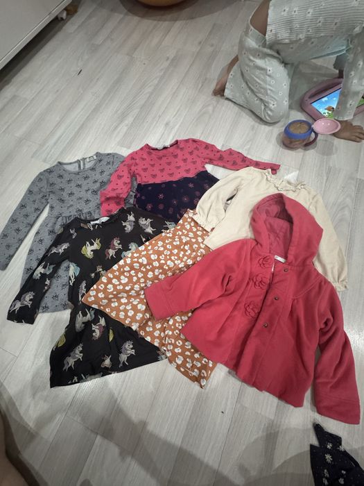 Продам пакет вещей для дома и садика