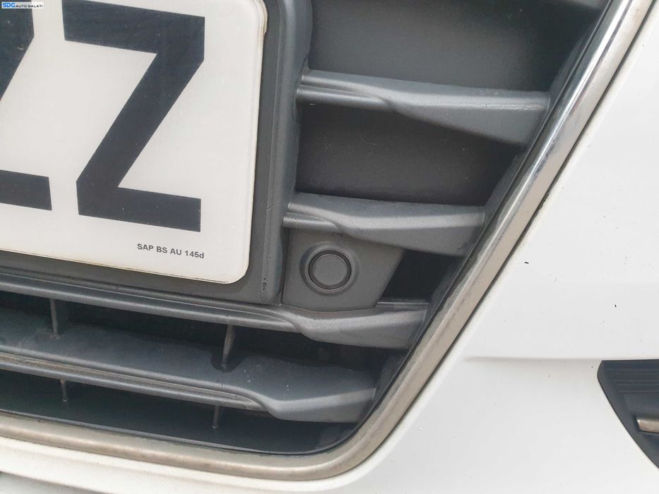 Bara Spoiler Fata Completa cu Locas Senzori Parcare si Grila cu Emblema Audi A3 8V NFL Non Facelift 2012 - 2016 Culoare LS9R [K3262]