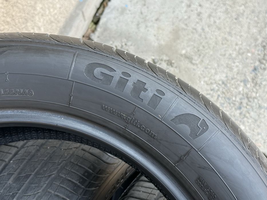 215|55 R18. Комплект шин.