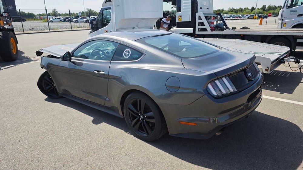 Заден ляв десен калник панел за Мустанг 2015- Mustang