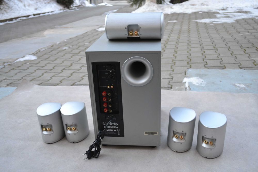 Subwoofer activ Infinity SUB Beta 750/230 cu 5 sateliti
