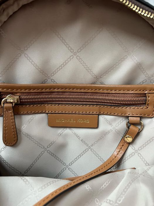 Раница на Майкал корс