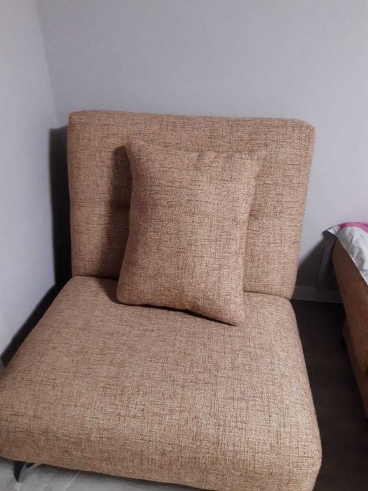 Продам диван в хорошем состоянии