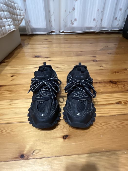 Balenciaga track black