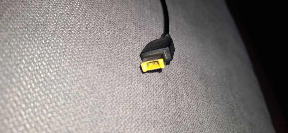 Зарядно за LENOVO 65W 20V 3,25A