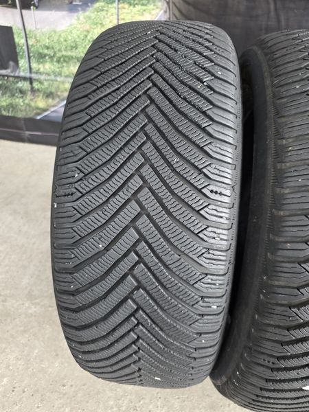 235/55/18 MICHELIN 4бр