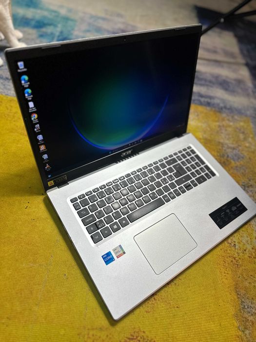 Laptop Acer Aspire 3, 17.3 led full hd,