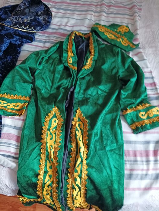 Шапан продам. Дешево. Новые